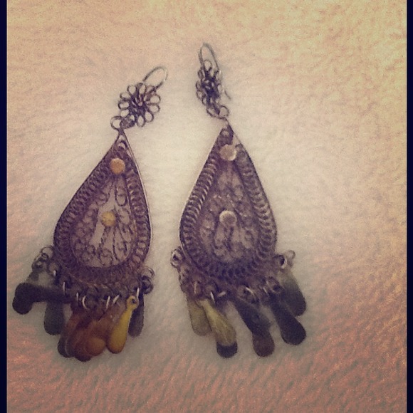 Earrings - Picture 1 of 1