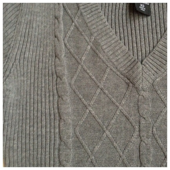 😃 SOLD IN A BUNDLE 😃 - Picture 3 of 3