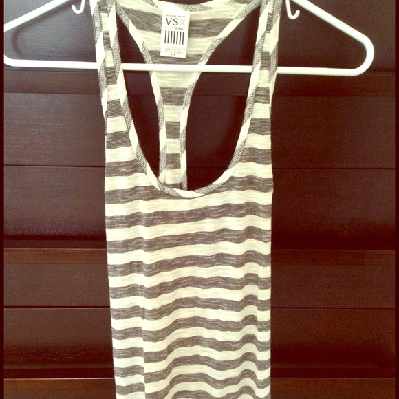 Victoria Secret  Sport's top