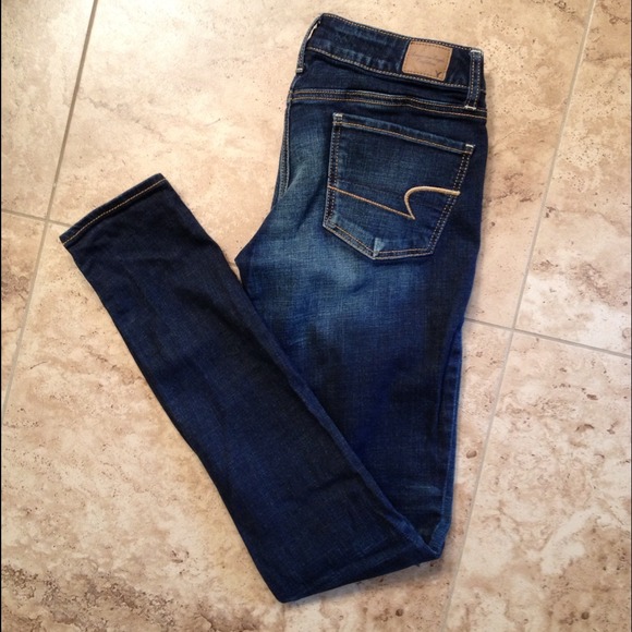 SOLD!! American Eagle Jeggings Size 6- X Long