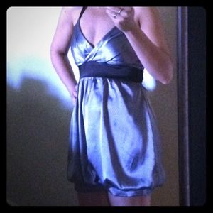 Gray/black polka dot short dress