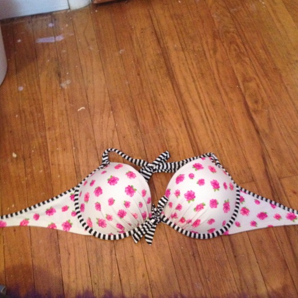 Bikini top