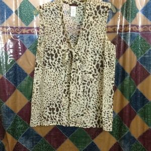 🚫sold🚫Mark Call It. Tie Blouse Lg.