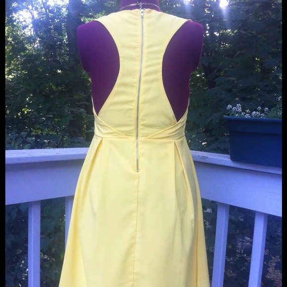 ⚠BUNDLED⚠Bright Summery Dress - Picture 3 of 4