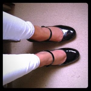 Black patent Mary Jane heels