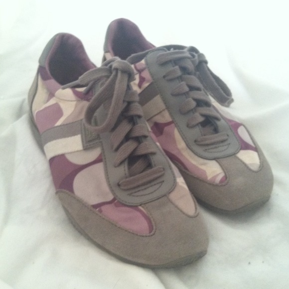 Size 8&1/2 gray and purple authentic Coach shoes!