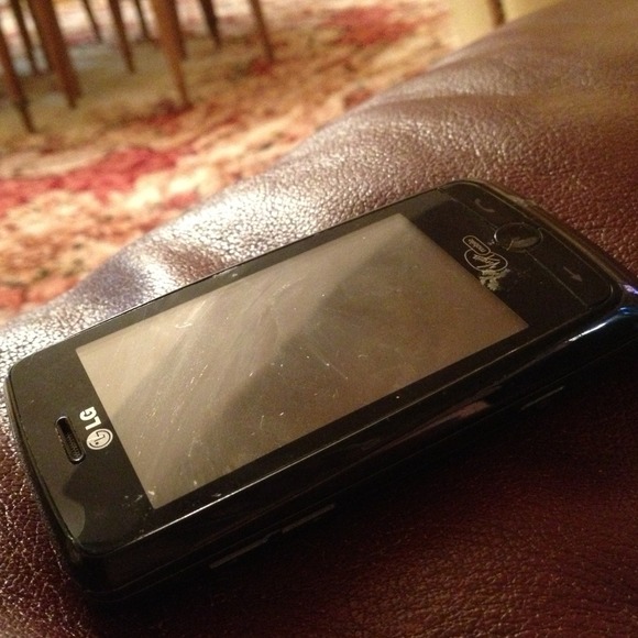 Lg touchscreen with keyboard