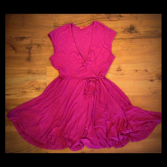 Hourglass Lily Soft Wrap Dress