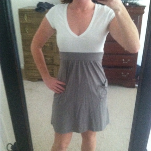 SOLD!!! ❎❎❎Old Navy Dress - Picture 2 of 2