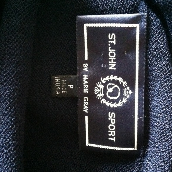 St. John Flag Sweater - Picture 4 of 4