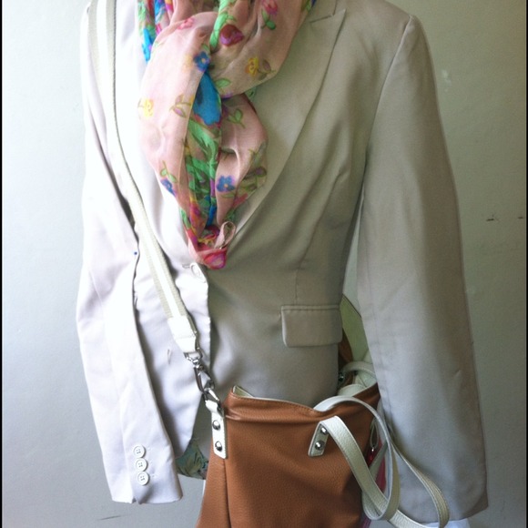 ⛔Sold 🎉Host pick!Khaki blazer + Scarf set. - Picture 3 of 4