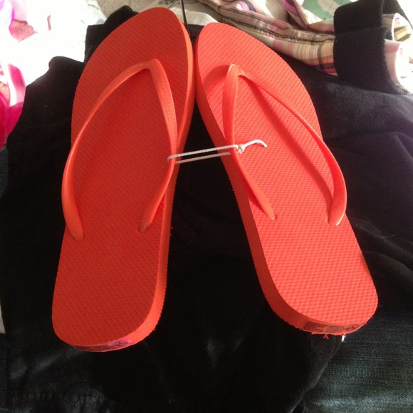 Flip flops