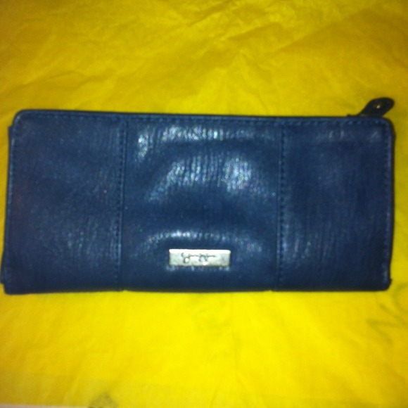 Jessica Simpson blue wallet