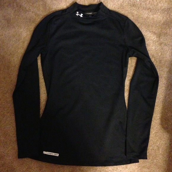 ❌✔Bundled! Black long sleeve Under Armour