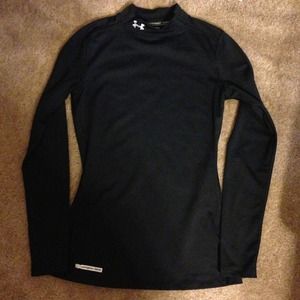 ❌✔Bundled! Black long sleeve Under Armour