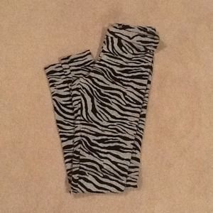 Forever 21 Zebra leggings