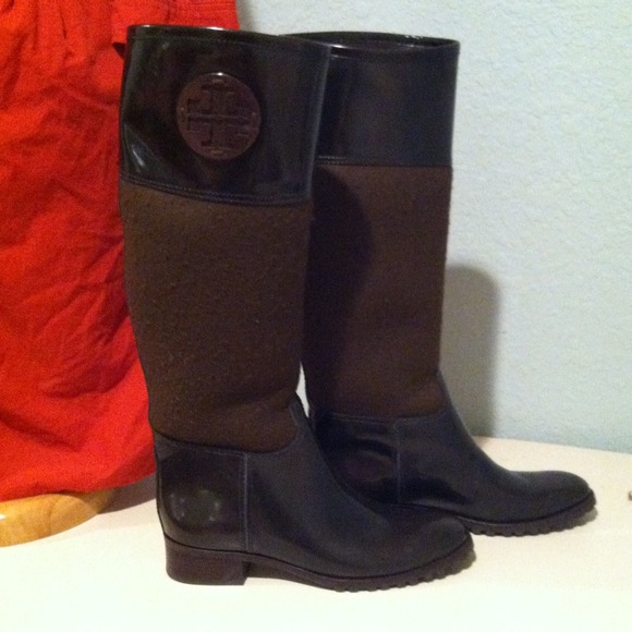 . HOLD pocketsfull TB BOOTS