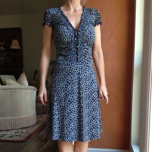 BCBG MAXAZRIA Navy dress with white/lt blue design