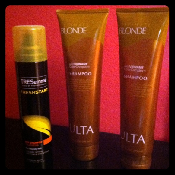 Hair bundle! Ulta blonde shampoo (2) & dry shampoo