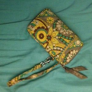 Vera Bradley  - All in one wristlet
