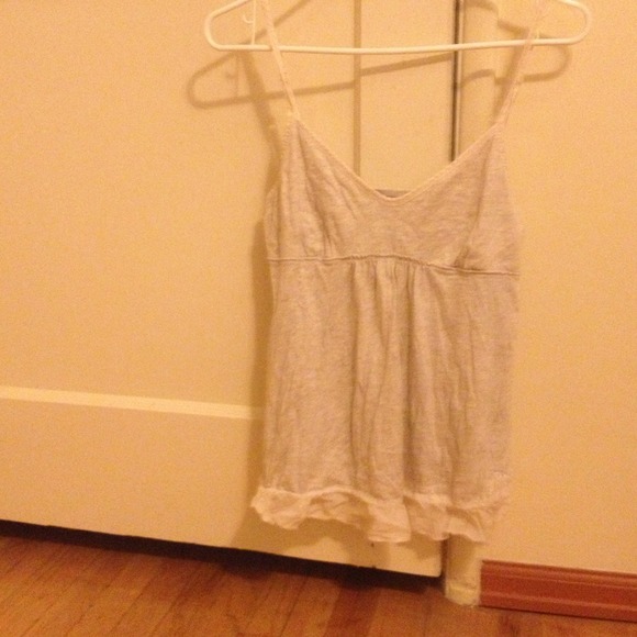 Cute cream tank top - Picture 1 of 1