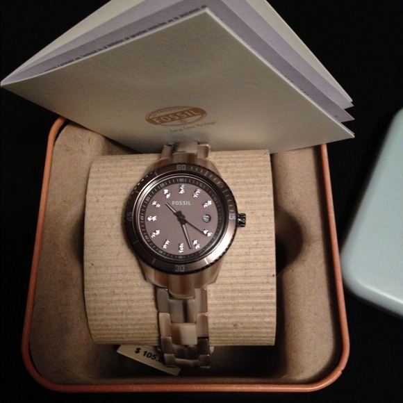 Fossil woman watch.