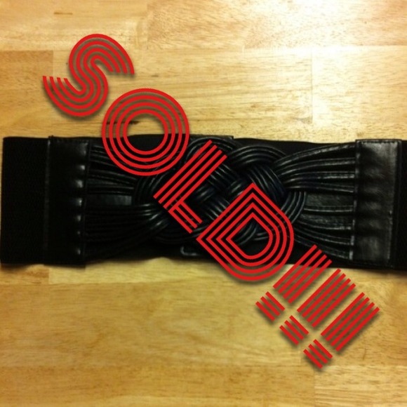 ❌BUNDLED❌Black Knot Stretch Belt
