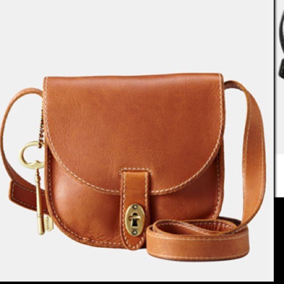 Fossil crossbody purse!!
