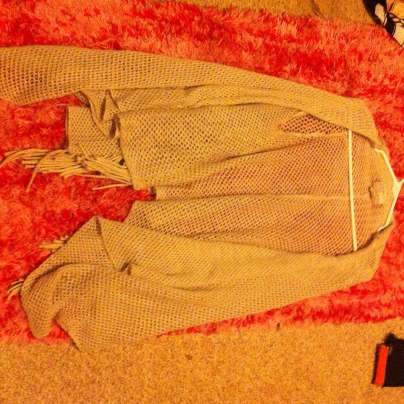 Creme Billabong Sweater💕