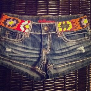 denim w crochet daisy dukes