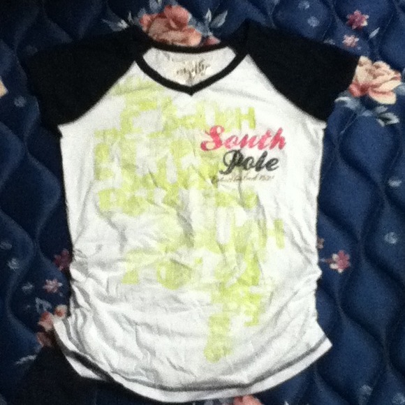 T-shirt - Picture 1 of 2