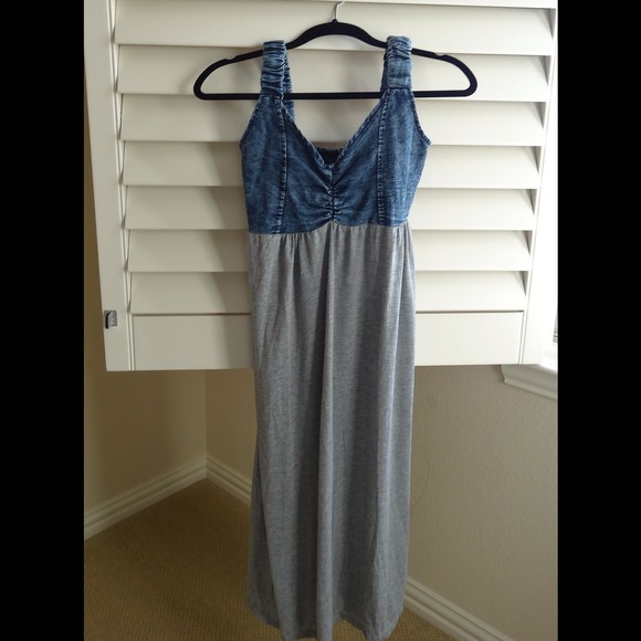 💖HP💖Maxi dress with jeans top - Picture 4 of 4