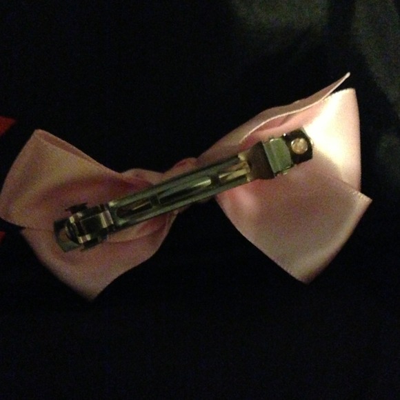Hair Bows - Picture 2 of 2