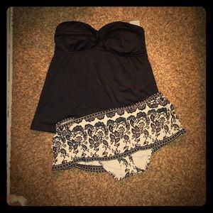 NWT-XL Black top (bottom has SOLD)