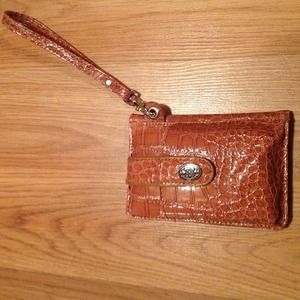 ⛔SOLD⛔Tan Wallet/ Cell Phone Holder⛔