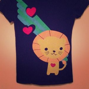 HOLD❤️Black graphic tee❤