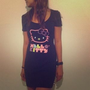 hello kitty dress 🐱