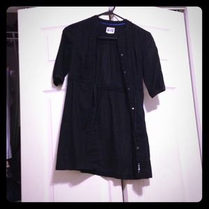 Convert black shirt!