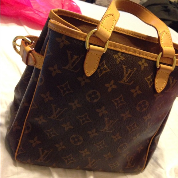 Sold !!!!Authentic LV Batignolles handbag.
