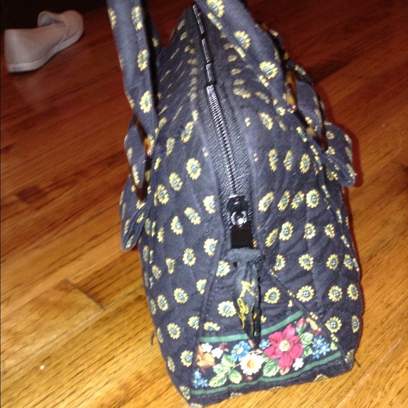 Vera Bradley hand bag - Picture 3 of 4
