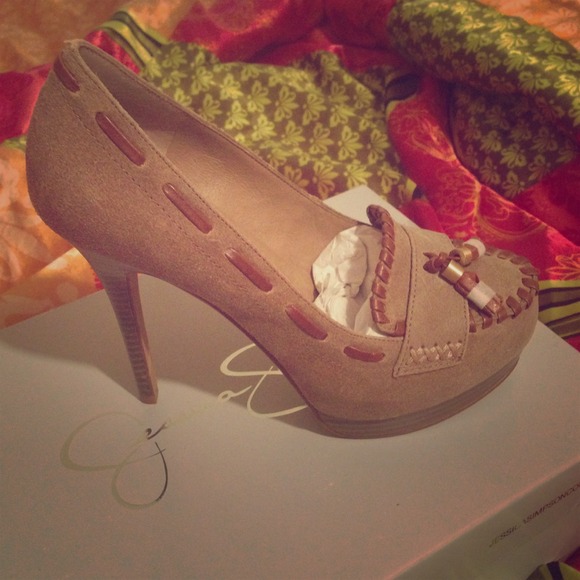 Jessica Simpson "Ireena"