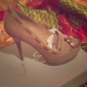 Jessica Simpson "Ireena"