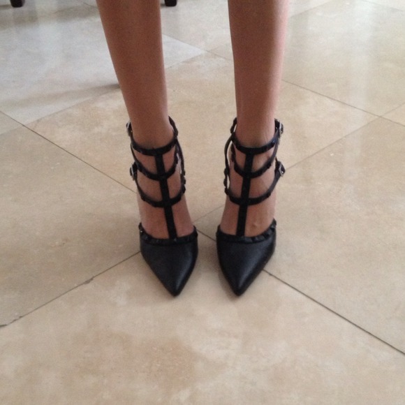 Shoe dazzle Valentino look a likes
