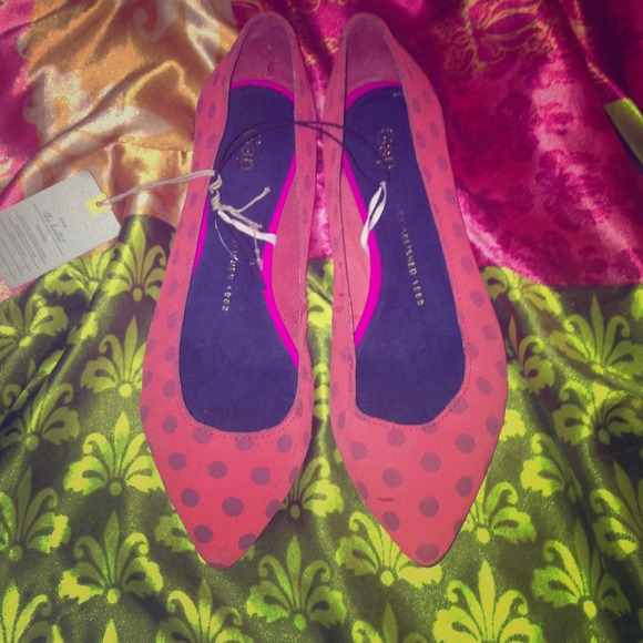 Gap pointed toe Ballet flat