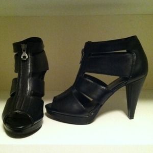Black cut-out zip-up peep-toe heels