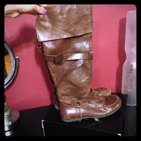 Brown boots