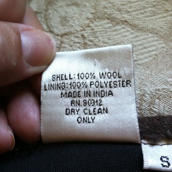 Beautiful Wool Jacket - Picture 4 of 4