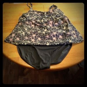 👙Brown pink and tan bathing suit never worn👙