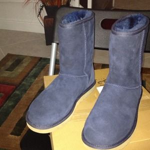 Snow Boots worn once.....Price is Firm!