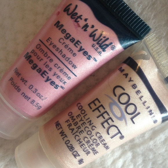 Cream eye shadow x2
